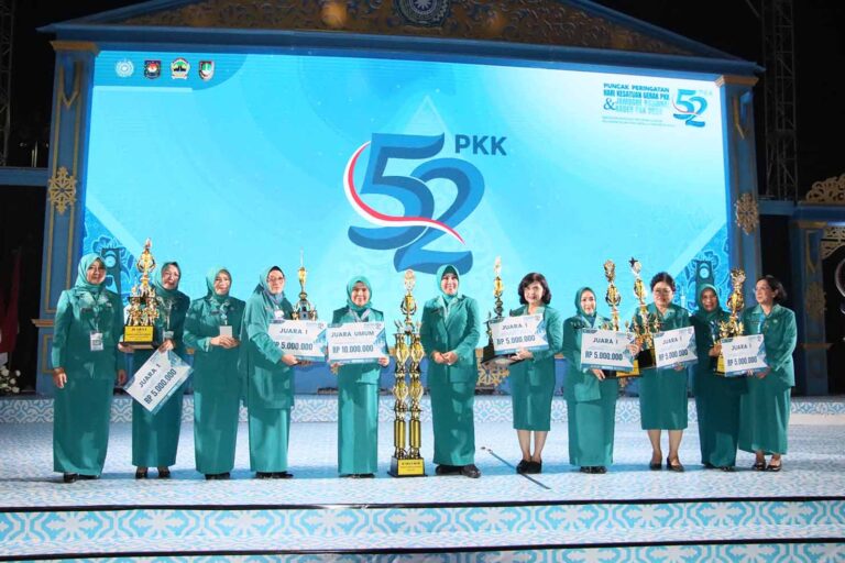 Kalteng Raih Juara Umum Jambore Nasional Kader PKK 2024