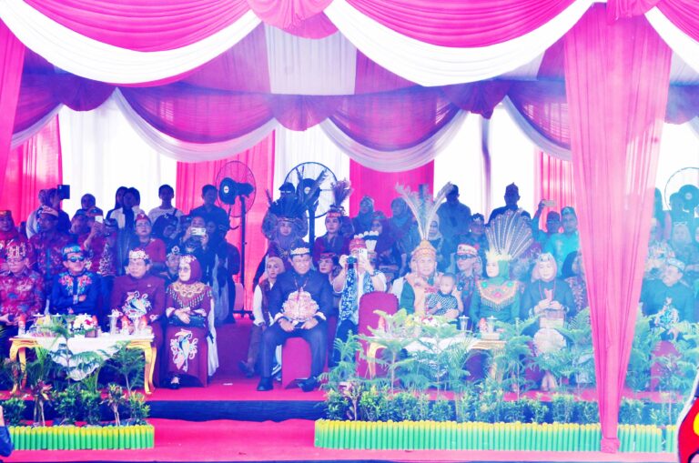 Sambut HUT ke-67, Pemprov Kalteng Gelar Karnaval Budaya FBIM