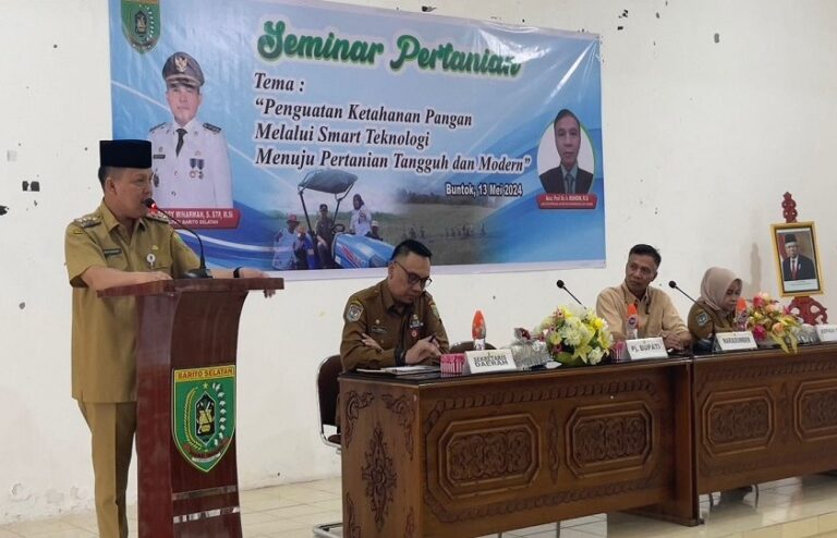 Pj Bupati Deddy Winarwan Buka Acara Seminar Pertanian