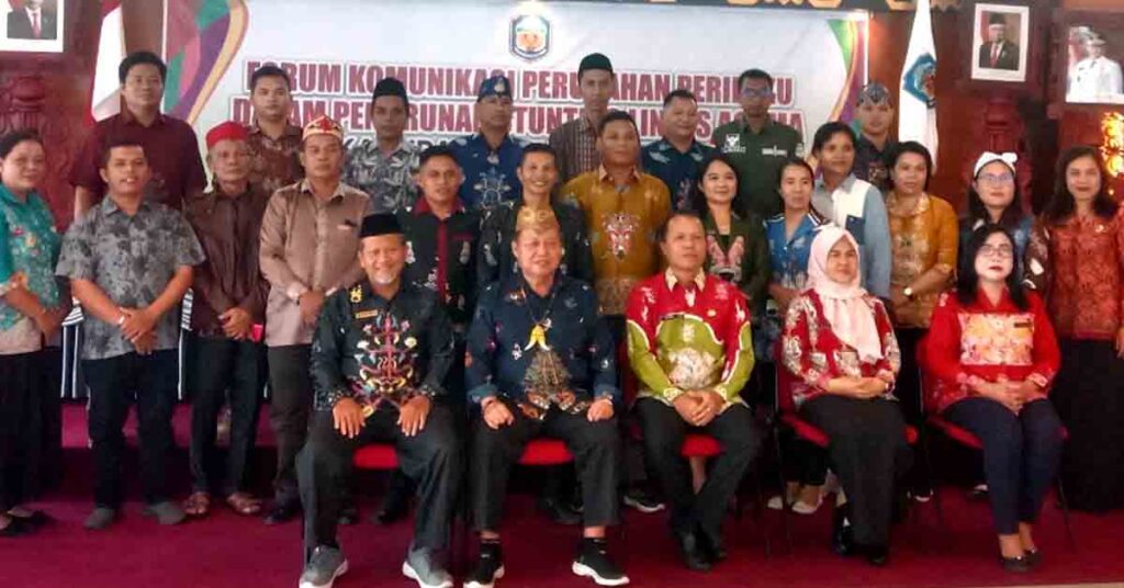 Asisten III Setda Mura Buka Forum Komunikasi Perubahan Perilaku Penurunan Stunting