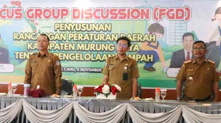 DLH Mura Laksanakan FGD Penyusunan Raperda Pengelolaan Sampah