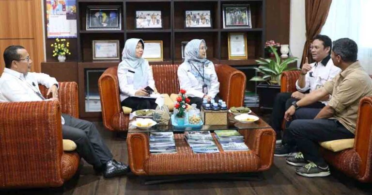 Kepala Dinas TPHP Provinsi Kalteng Terima Kunjungan Perwakilan BPSKL Wilayah Kalselteng