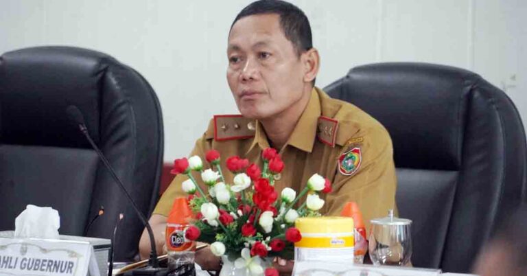 Sahli Gubernur Yuas Elko Hadiri Rakor Pengendalian Inflasi Tahun 2025 Secara Virtual