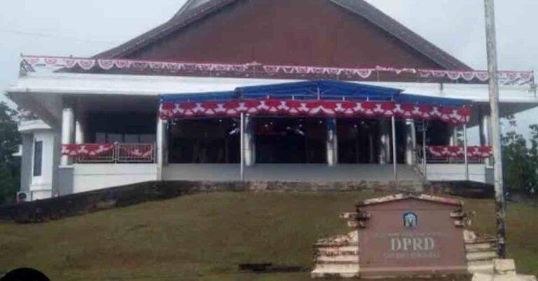 Warga Pulo Basan Minta DPRD Murung Raya Segera Tangani Krisis Air Bersih di Wilayahnya