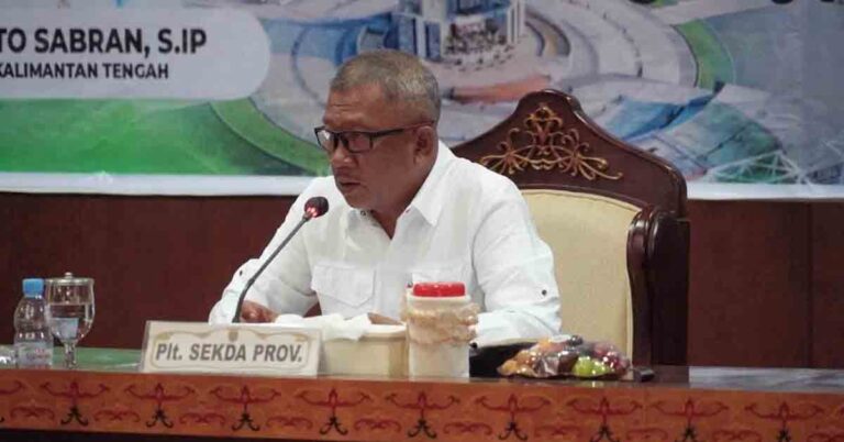 Plt Sekda M Katma F Dirun Buka Rapat TEPRA Provinsi dan Kabupaten/Kota se-Kalteng Tahun 2025