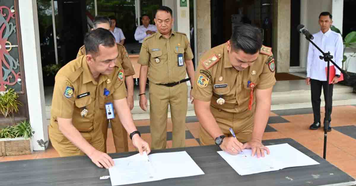 Disdik Kalteng Laksanakan Sertijab Kabid SMK