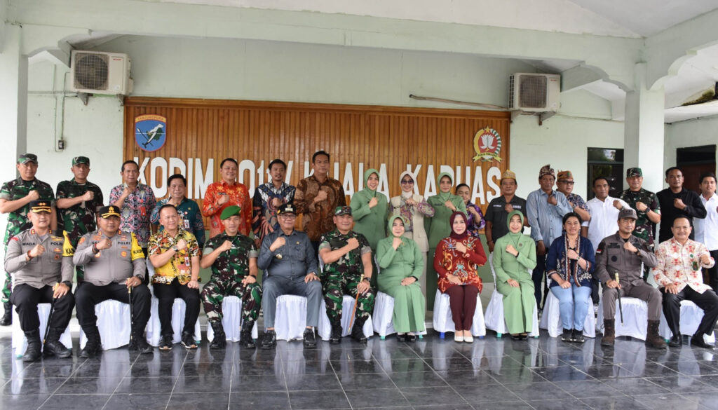 Dewan Turut Menyambut Kunker Danrem 102/ Panju Panjung ke Kabupaten Kapuas