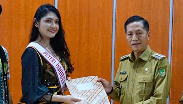 Pj Bupati Barut Dukung Putri Daerah Menuju Ajang Putri Indonesia Tahun 2025