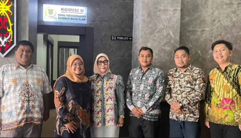 Ketua Komisi II DPRD Kalteng Sambut Baik Inovasi Tim Kajian Mitigasi Bencana UPR