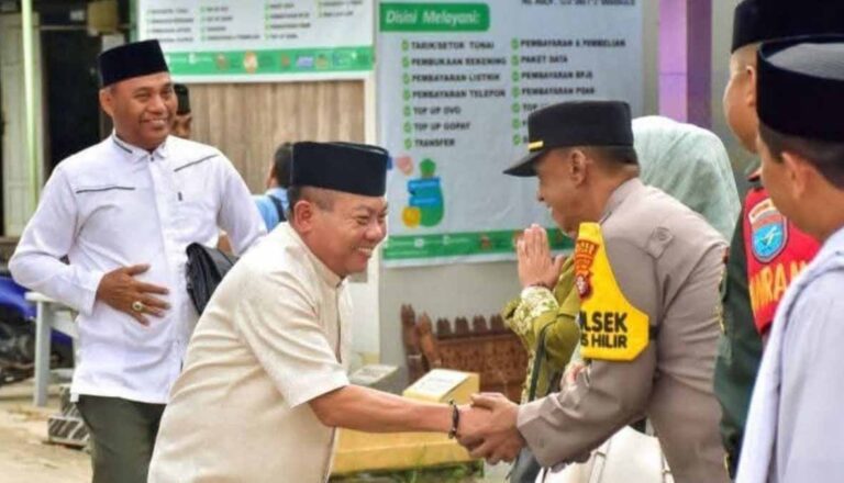 Anggota DPRD Kapuas Hadiri Safari Ramadan di Desa Saka Batur