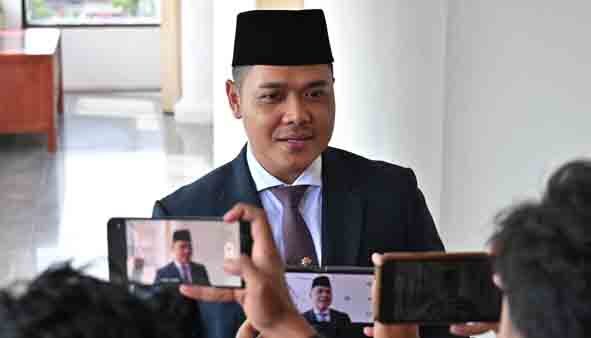 Plt Kadisdik Apresiasi Penyampaian Visi Misi Gubernur Kalteng pada Rapur DPRD