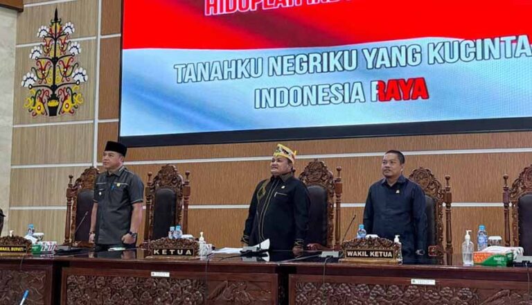 Ketua DPRD Pimpin Rapur Penandatanganan Nota Kesepakatan Awal RPJMD Kabupaten Kapuas 2025-2029