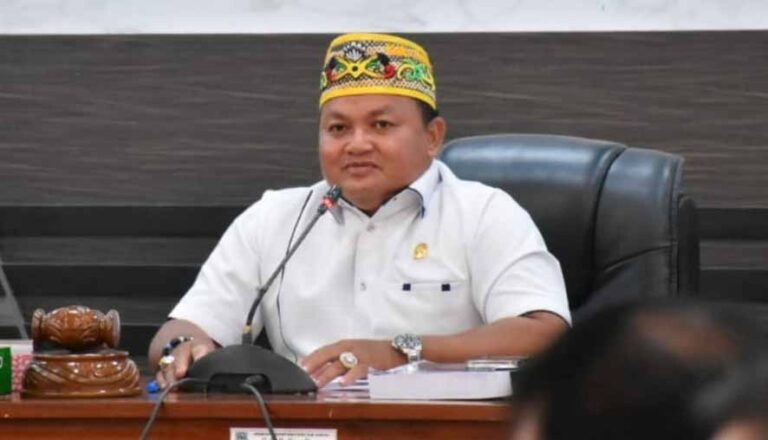 Ketua DPRD Kapuas Ardiansah Pimpin Rapat Gabungan