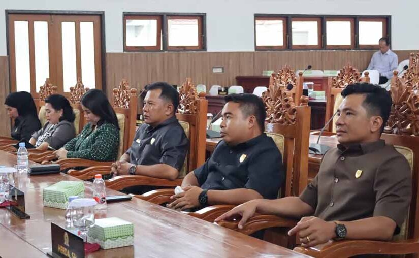 Pada Rapur DPRD Gumas, Enam Fraksi Sepakati Raperda APBD Tahun 2024
