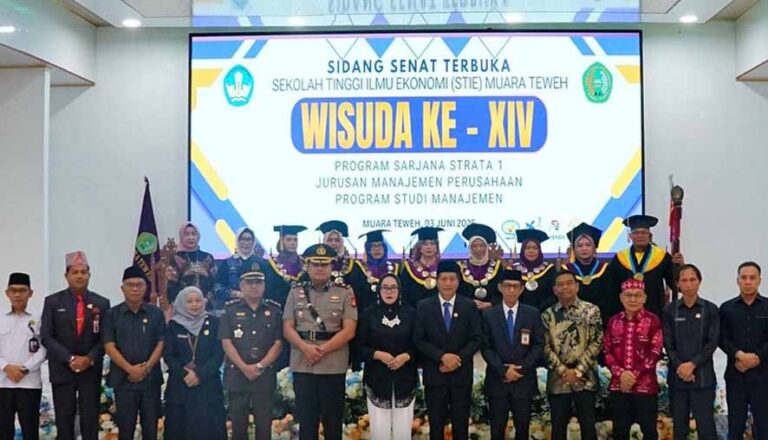 Pemkab Barut Apresiasi Sidang Terbuka Senat Wisuda ke-XIV STIE Muara Teweh