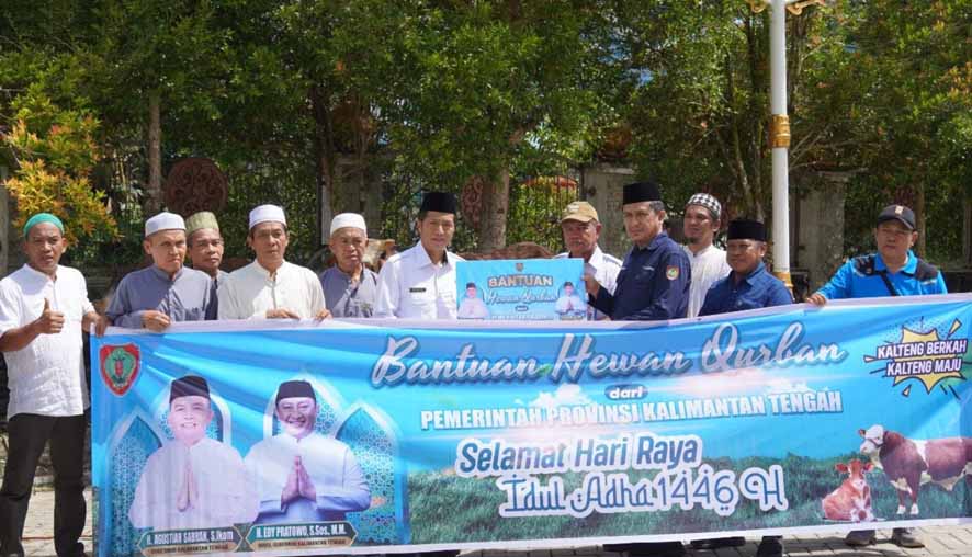 Pemprov Kalteng Serahkan 30 Ekor Sapi Qurban ke Pemkab Barito Utara
