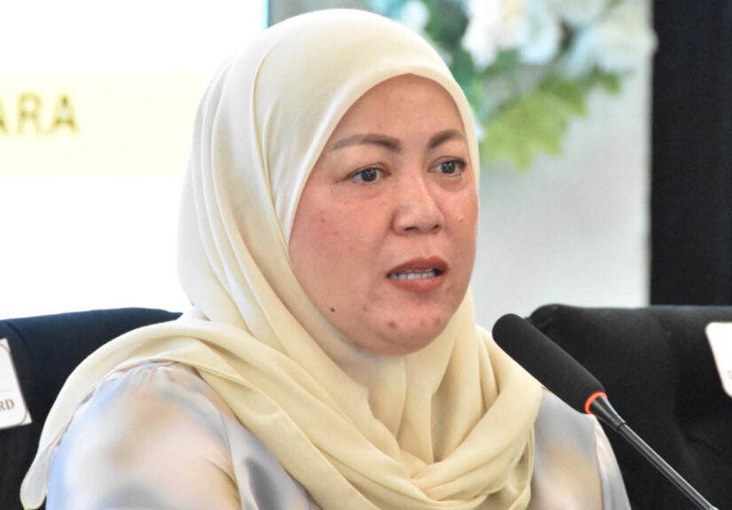 Henny Rosgiaty Rusli