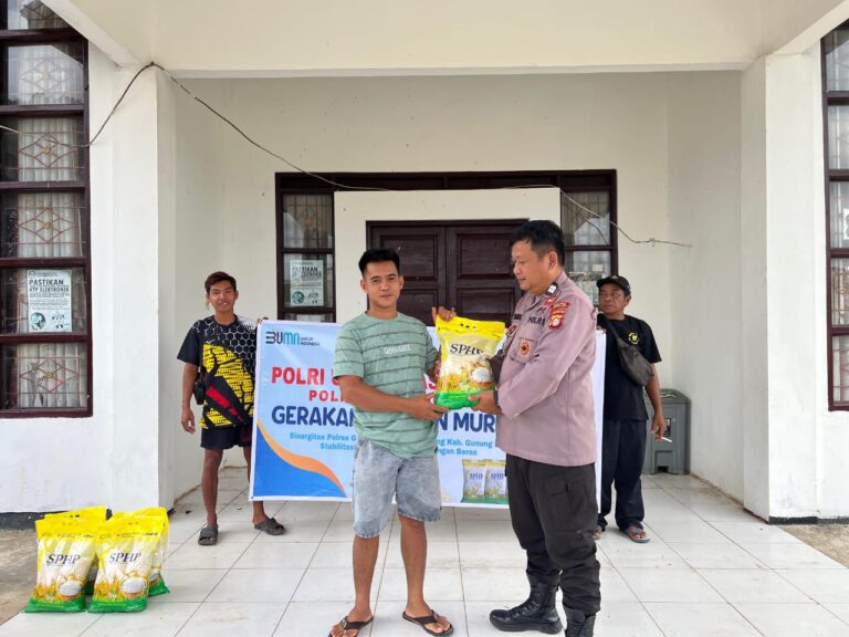 Tiga Ton Beras Murah Ludes Diserbu Warga di Tewah dan Kurun