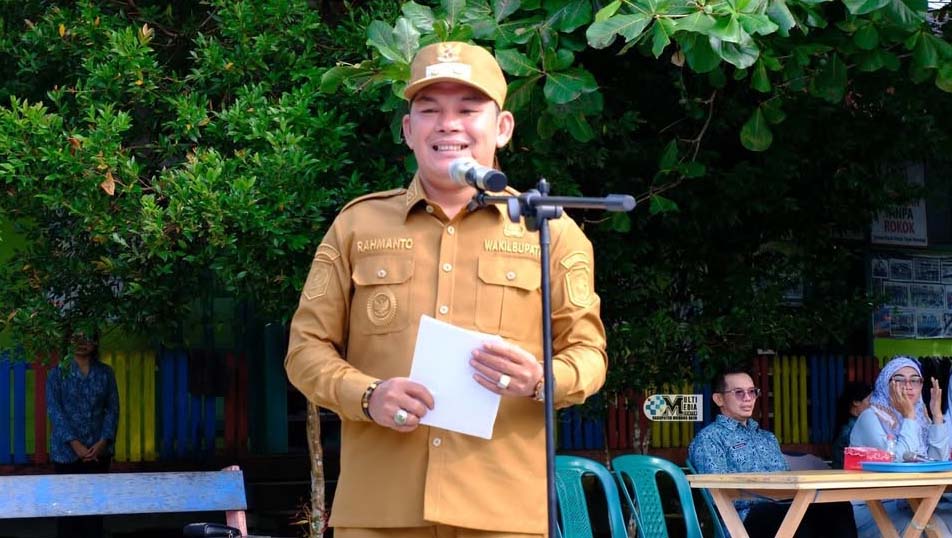 Pemkab Mura Dorong Program Gerakan Ayah Teladan IndonesiaMurung Raya, InfoPublik – Bertempat MIS