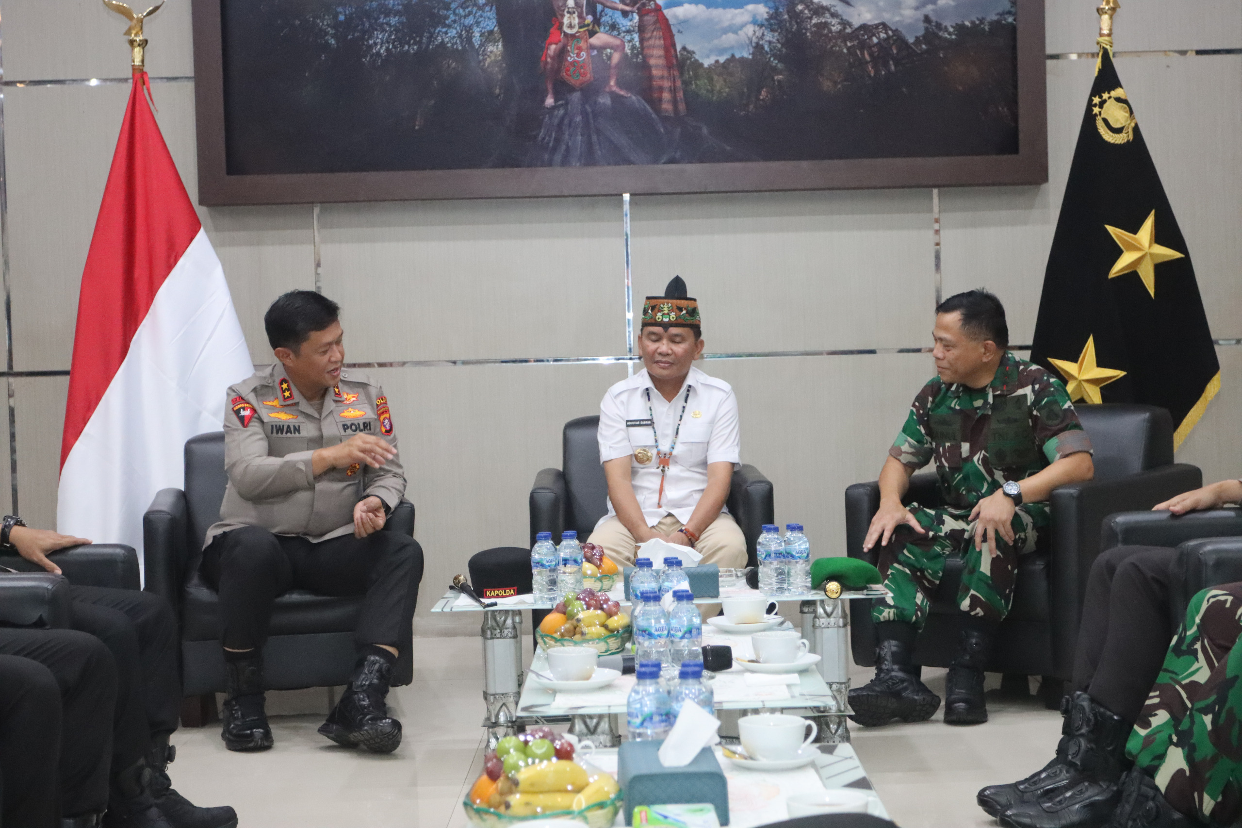Pererat Soliditas, Gubernur Agustiar dan Pangdam XXII/TB Kunjungi Kapolda Kalteng