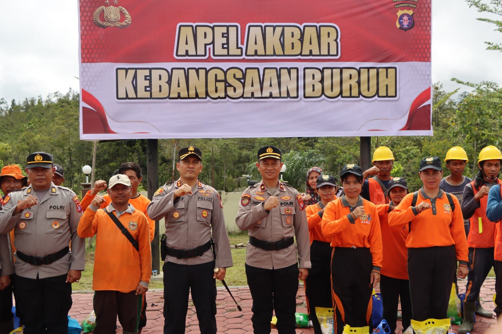 Jaga Kamtibmas, Kapolres Gumas Pimpin Apel Akbar Kebangsaan Bersama Buruh/Pekerja dan Ormas