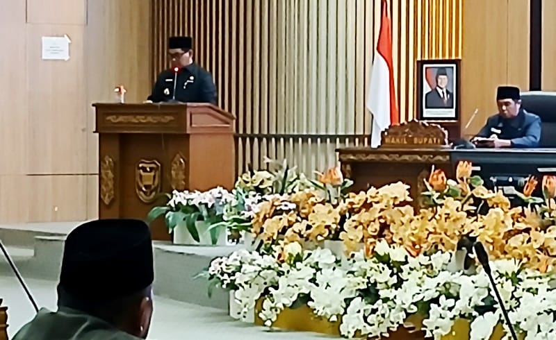 4d8781c0-cfe8-439d-a203-088fedee92e0