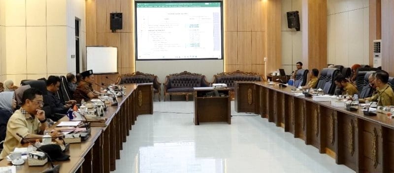Pemkab dan DPRD Barut Bahas Rancangan Awal RPJMD 2025–2029