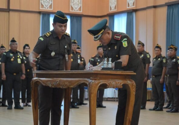 Yunardi Dilantik Jadi Kajari Palangka Raya, Kajati Kalteng Ingatkan Amanah Penegakan Hukum