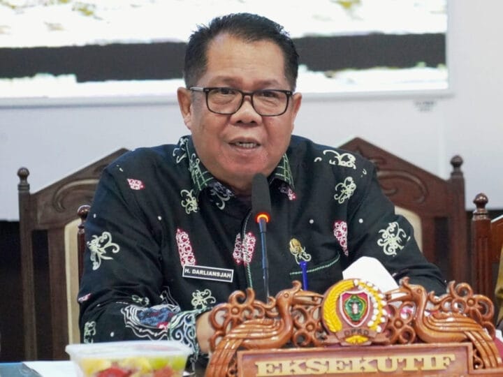 Rapat DPRD dan Pemprov Kalteng Bahas Raperda Perpustakaan dan Kearsipan