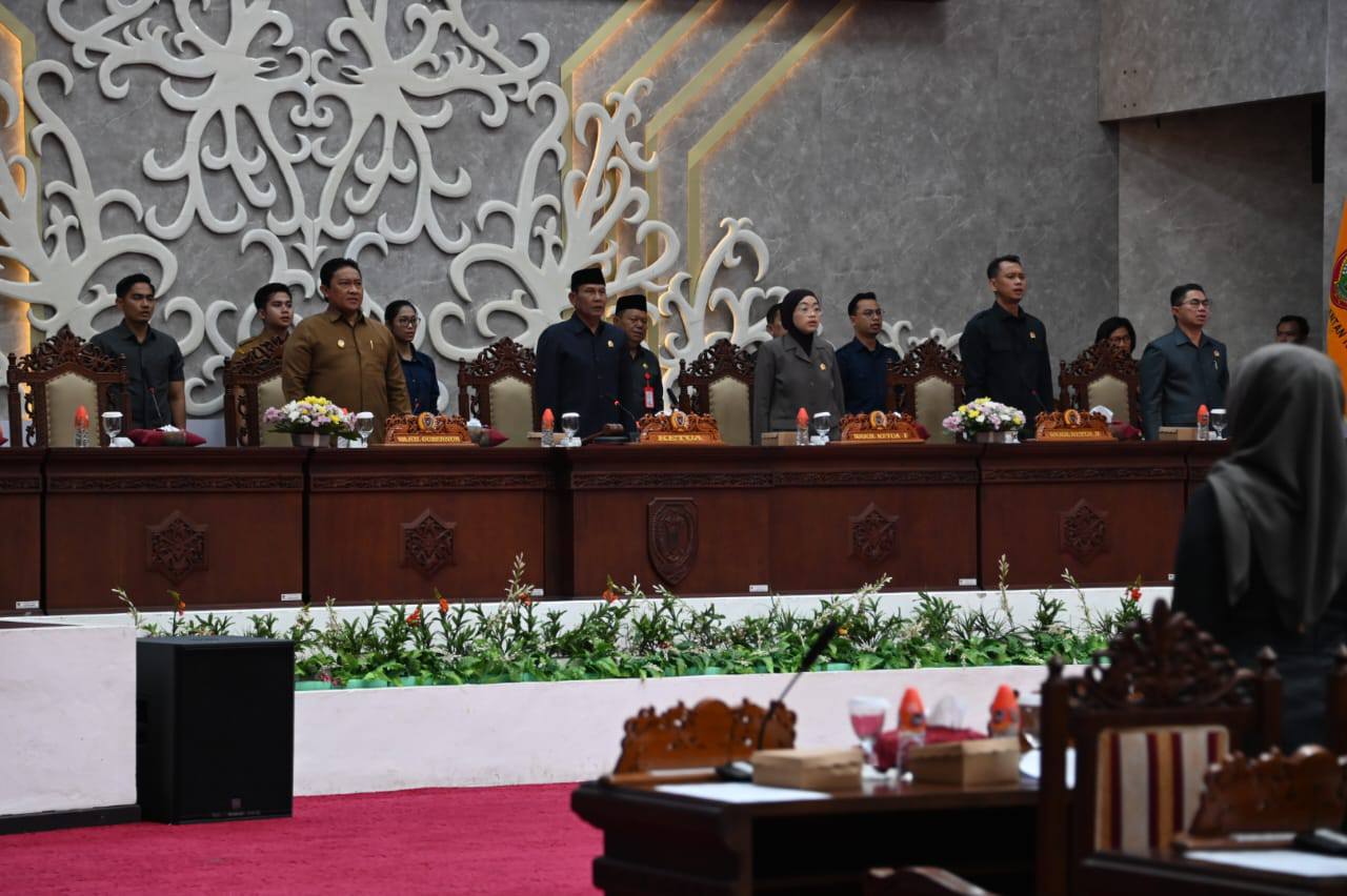 Wagub Edy Pratowo Hadiri Rapur DPRD Kalteng, Tutup Sidang 2025 dan Buka Masa Sidang 2026