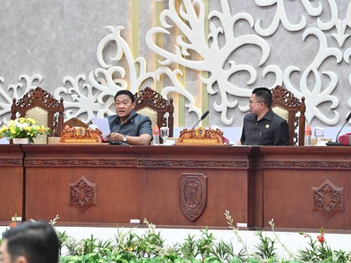 Wagub Kalteng Hadiri Rapur DPRD dengan Agenda Pengumuman Pansus Pembahasan 3 Raperda