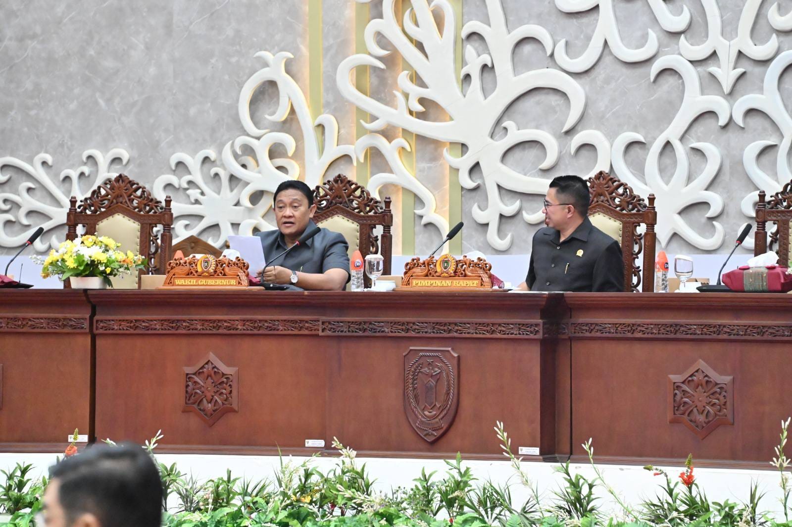 Wagub Kalteng Hadiri Rapur DPRD dengan Agenda Pengumuman Pansus Pembahasan 3 Raperda
