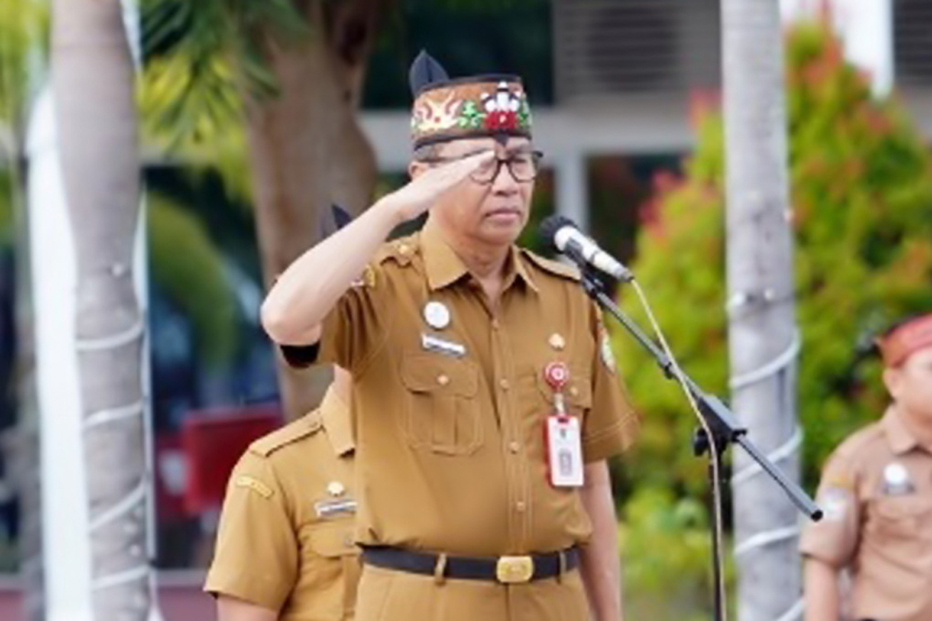 Pimpin Apel Pagi, Plt. Sekda Kalteng Tekankan Disiplin dan Kesiapan Penerapan Kartu Huma Betang Sejahtera