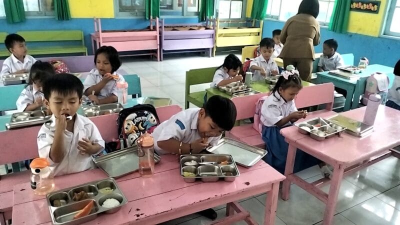 Konsistensi Kemala Presisi II Polres Gumas dalam Program MBG, Telah Menjangkau 2.657 Penerima Manfaat