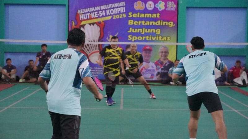 Kementerian ATR/BPN Tembus Semifinal Kejuaraan Bulutangkis HUT ke-54 KORPRI
