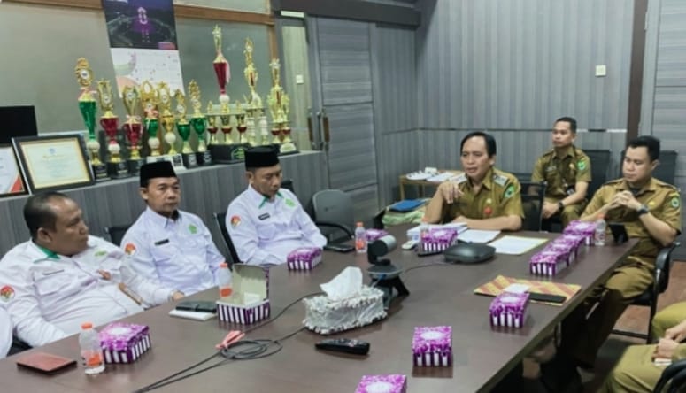 Pemkab Kapuas dan Kemenag Bahas Status Lahan KUA Selat
