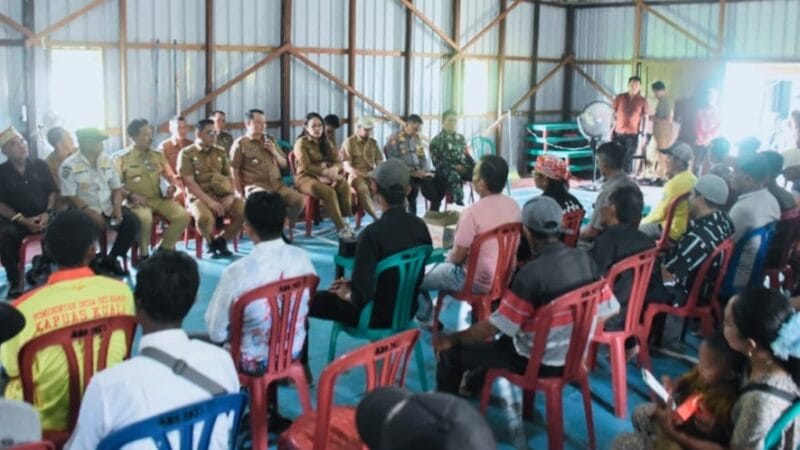 Sekda Kapuas Serap Aspirasi Warga Saat Kunjungan Kerja ke Desa Sei Bakut