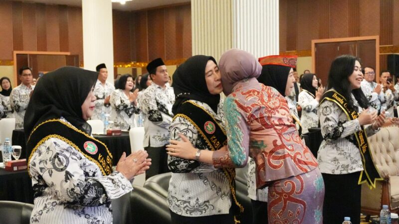 Bunda Guru Barito Utara Tegaskan Pentingnya Sinergi Guru dan Pemerintah di Konkerprov PGRI