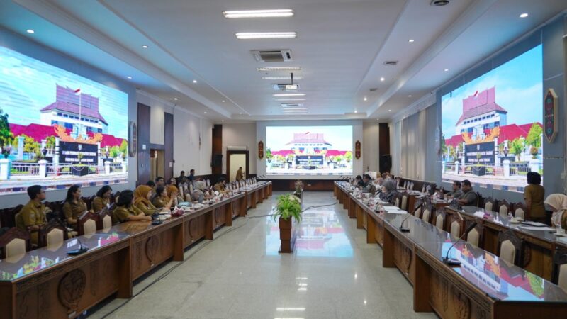 Dorong Investasi Berkualitas, Pansus DPRD dan Tim Pemprov Kalteng Gelar Rapat Bersama