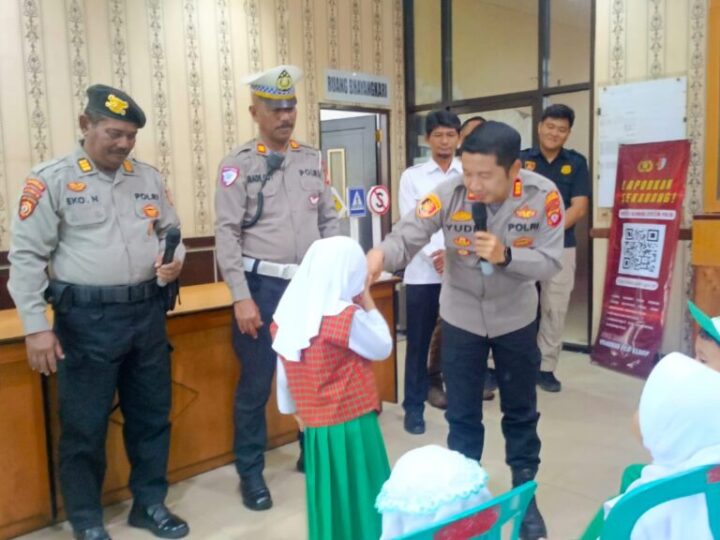 Polsek Pahandut Hadirkan Edukasi Humanis, Anak TK Aqidah Diajak Kenal Polisi Sejak Dini