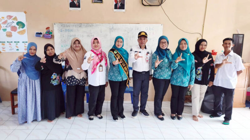 Bunda PAUD Kabupaten Barut Kunjungi TK Negeri Pembina Lahei