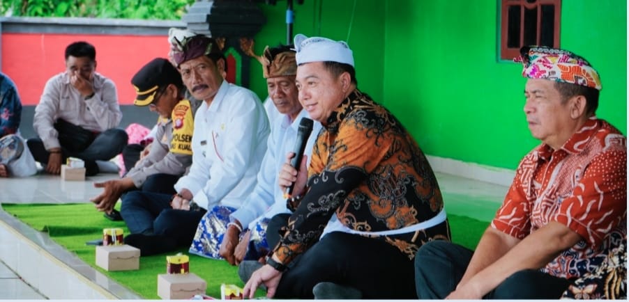 Wabup lepas peserta pawai Ogoh-ogoh di Desa Sidorejo