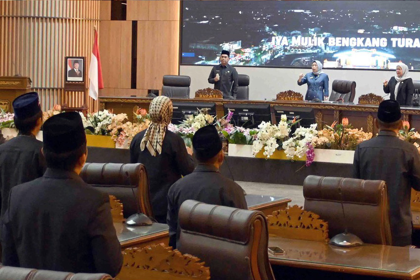 Rapat Paripurna, Fraksi Aspirasi Rakyat DPRD Tegaskan Komitmen Kawal Lima Raperda