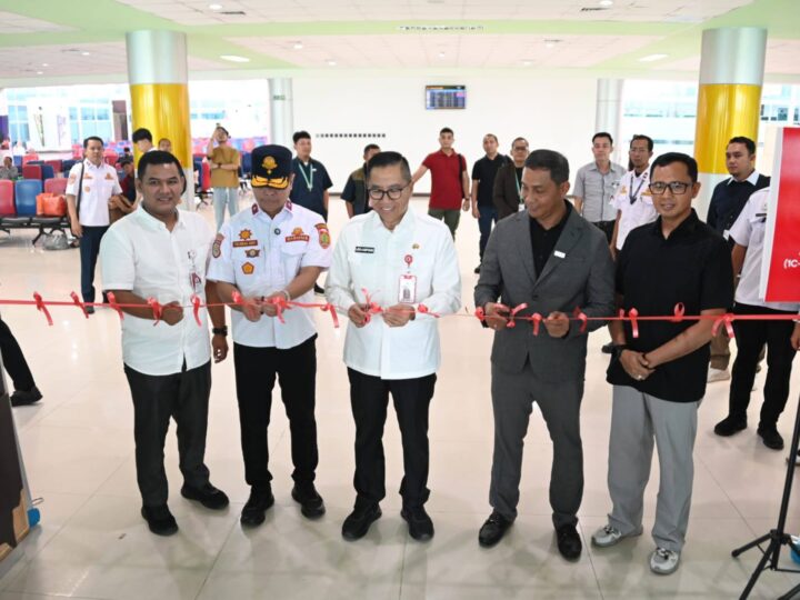 Perkuat Konektivitas Antarwilayah, Plt. Sekda Buka Penerbangan Perdana Wings Air