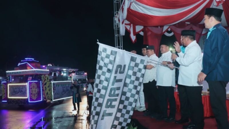 Ratusan Warga Semarakkan Pawai Takbiran Idul Fitri 1447 H di Kuala Kapuas