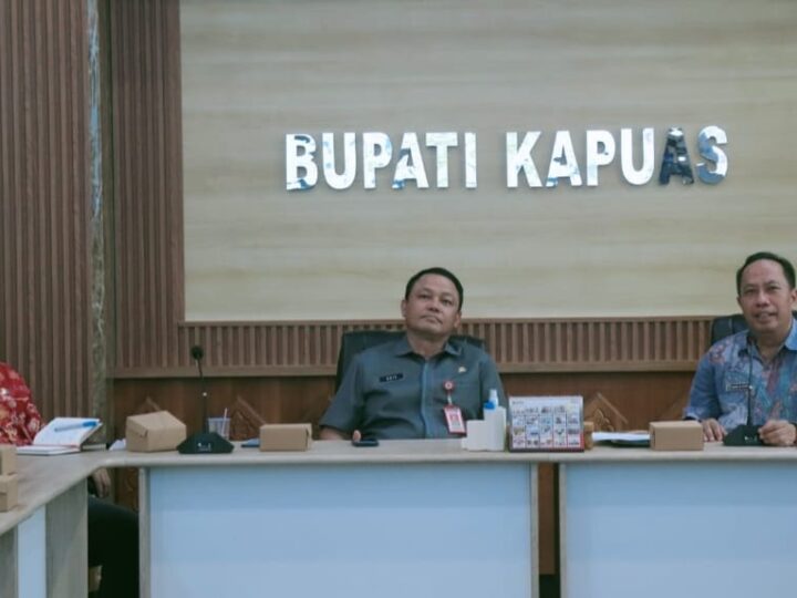 Sekda Usis I. Sangkai memimpin Rapat Finalisasi Laporan Pro-SN 2025