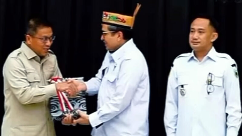 Ketua DPRD Kota Palangka Raya Terima LHP Kinerja dan DTT Semester II Tahun 2025