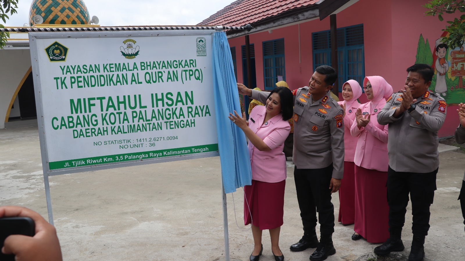 Kapolda Kalteng Tinjau dan Resmikan Fasilitas Baru di Mapolresta Palangka Raya