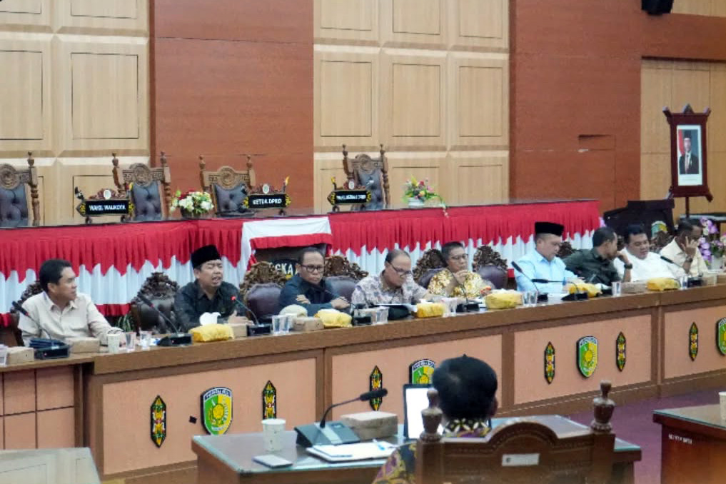 DPRD Gelar Rapat Gabungan Komisi bersama Pemkot Palangka Raya dan BPJS Kesehatan