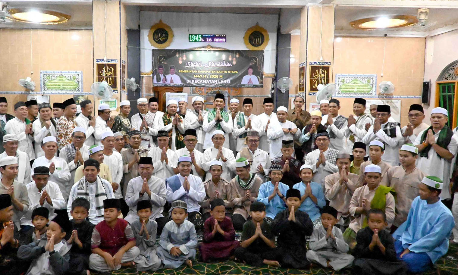 Pererat Silaturahmi, Anggota DPRD Barut Hadiri Safari Ramadhan Lahei